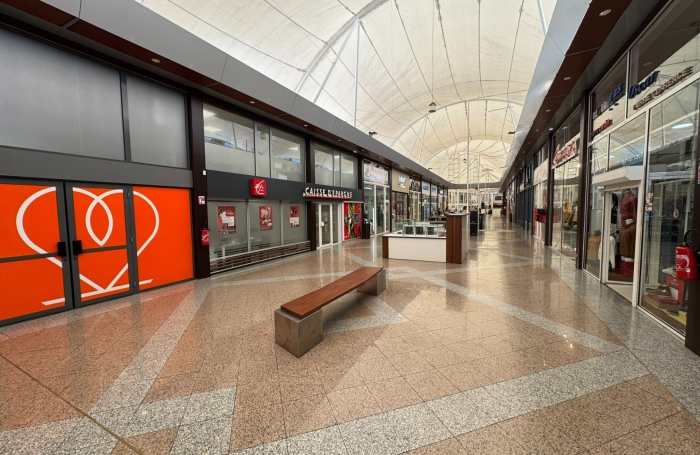Vente Local commercial 90m&sup2; Remire Montjoli