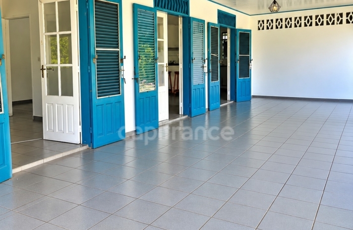 Vente Maison 125m&sup2; 6 pièces Remire Montjoli
