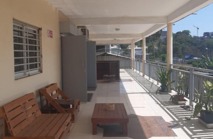 Location Bureaux 97600