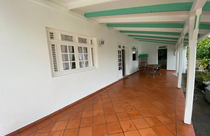 Vente Maison 322m&sup2; 11 pièces Le Lamentin