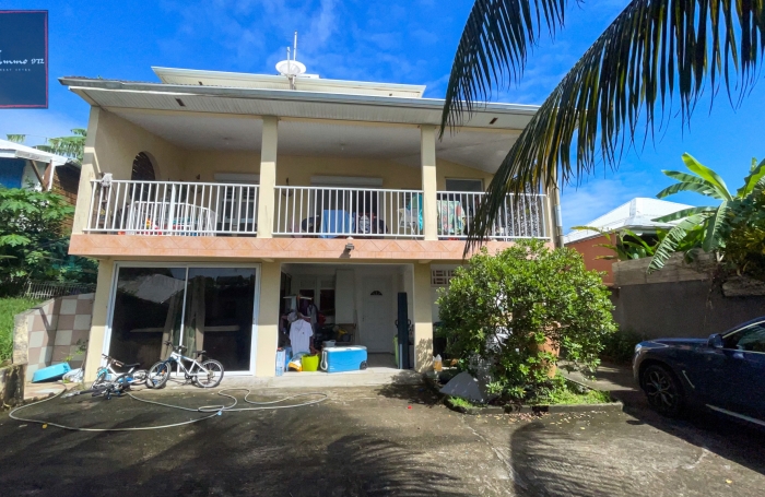 &Agrave; Vendre : Villa Individuelle F5 (F4+Studio) avec vue mer aux Trois-Ilets (97229)