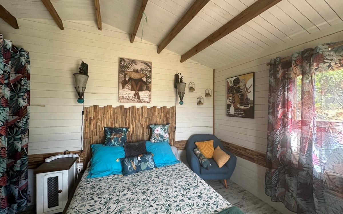 SAINTE ANNE- PROPRIETE VUE MER PANORAMIQUE 10000M&sup2; TERRAIN