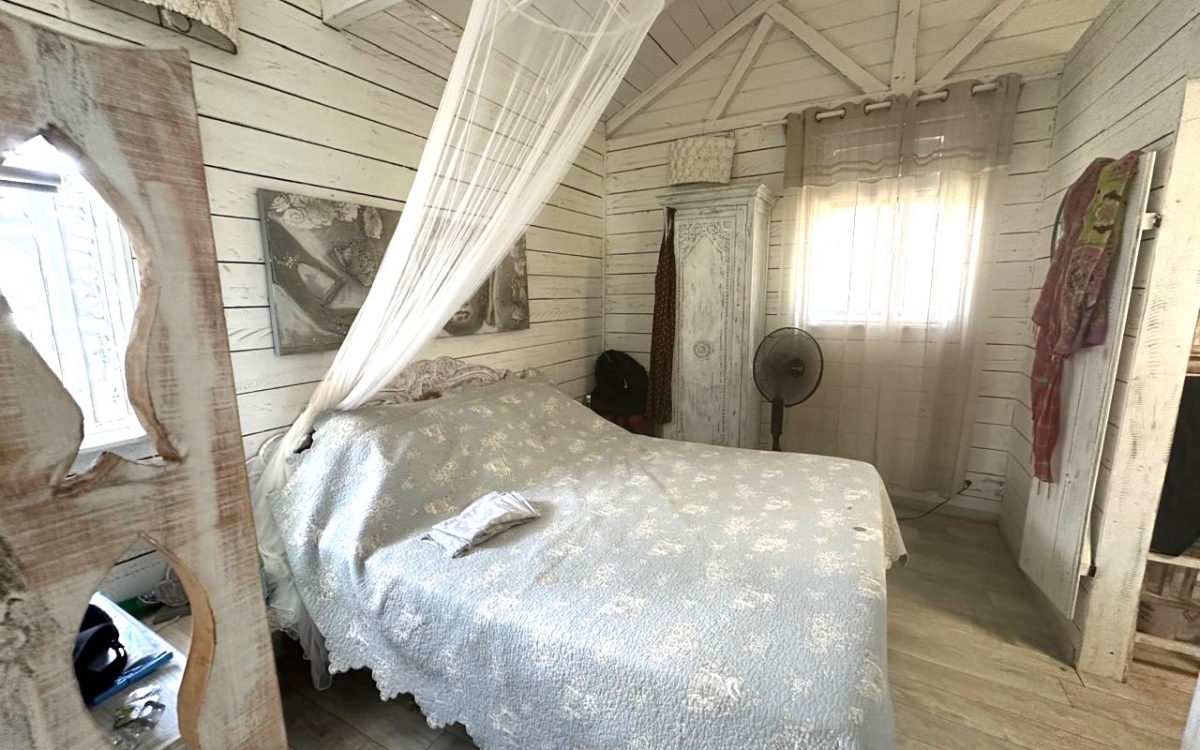 SAINTE ANNE- PROPRIETE VUE MER PANORAMIQUE 10000M&sup2; TERRAIN