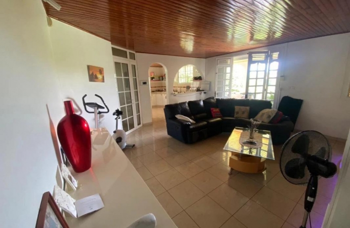 Vente Maison 222m&sup2; 7 pièces Le Lamentin