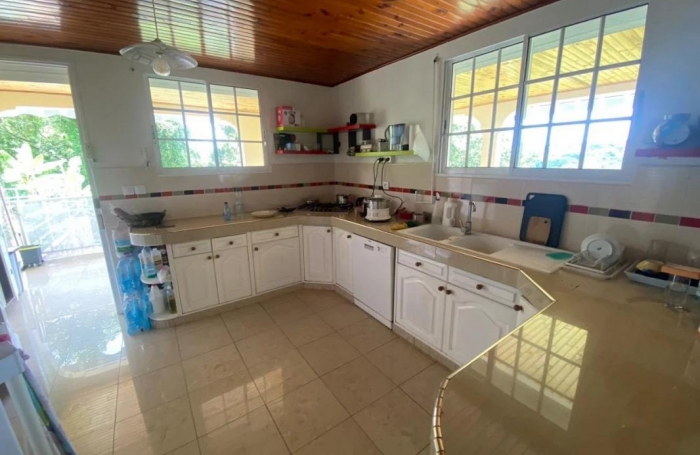 Vente Maison 222m&sup2; 7 pièces Le Lamentin