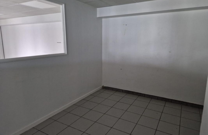 Vente Bureaux 275m&sup2; Fort de france