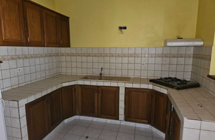 Grande appartement F3 +2 terrasses dans maison de ville