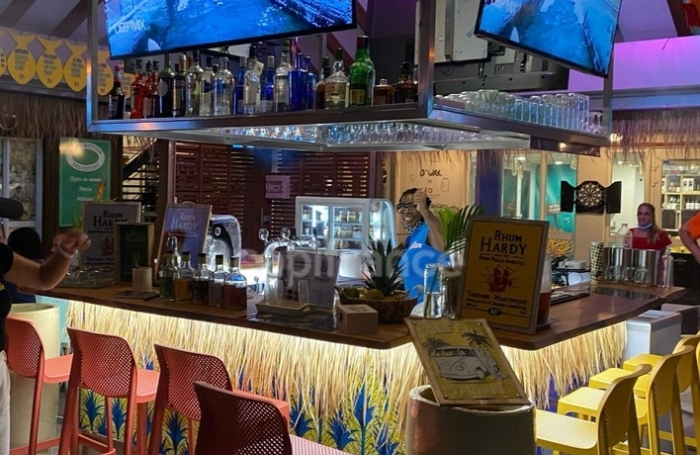 Vente Fonds de commerce 170m&sup2; 2 pièces Le Marin