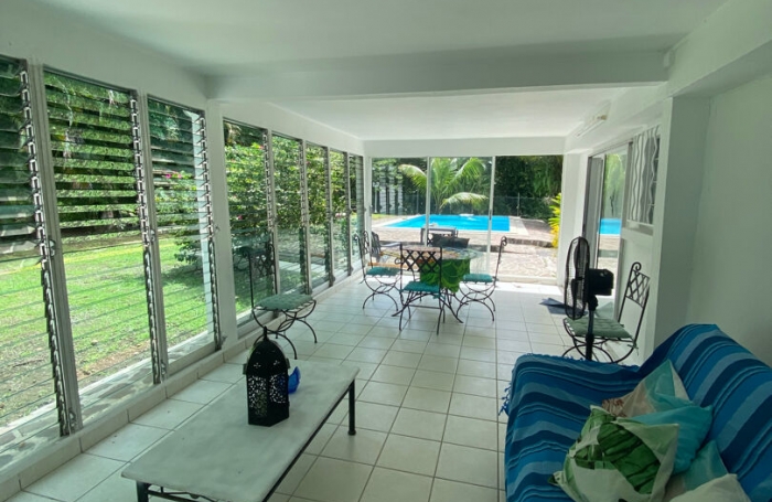 Vente Local commercial 180m&sup2; Le Lamentin