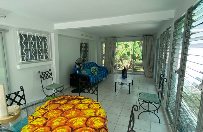 Vente Local commercial 180m&sup2; Le Lamentin