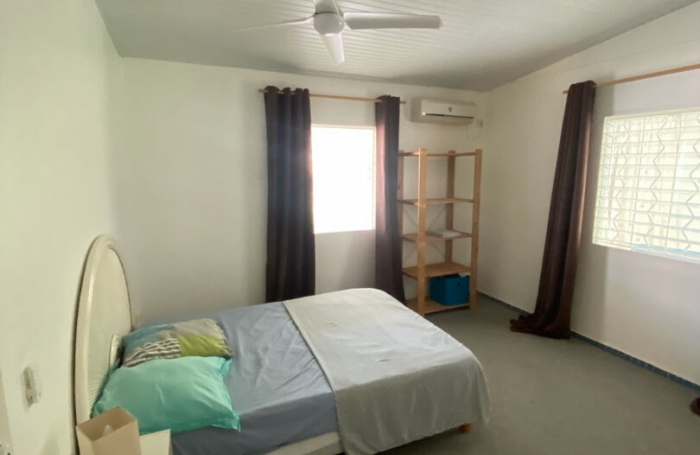 Vente Local commercial 180m&sup2; Le Lamentin