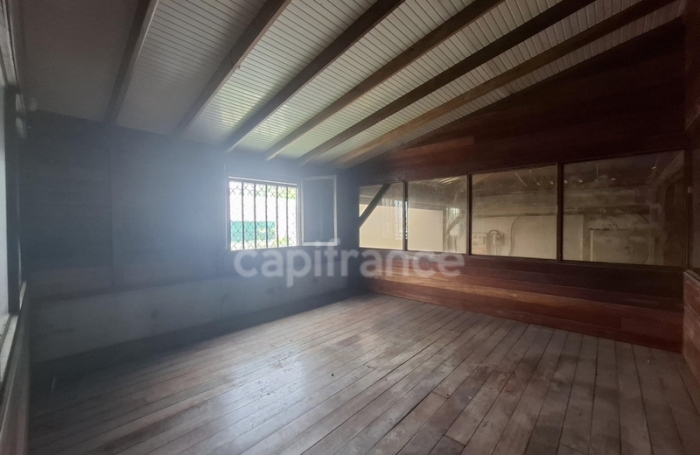 Location Bureaux 1000m&sup2; 9 pièces Le Robert