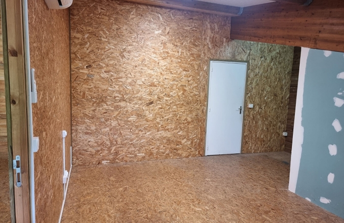 Location Bureaux 45m&sup2; Sainte Luce