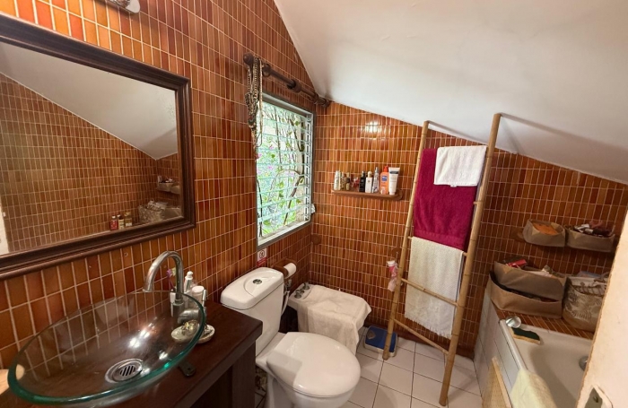 VILLA T3 avec jardin piscinable