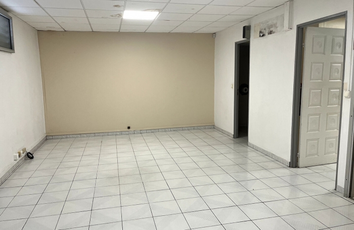 Vente Bureaux 300m² Fort de france
