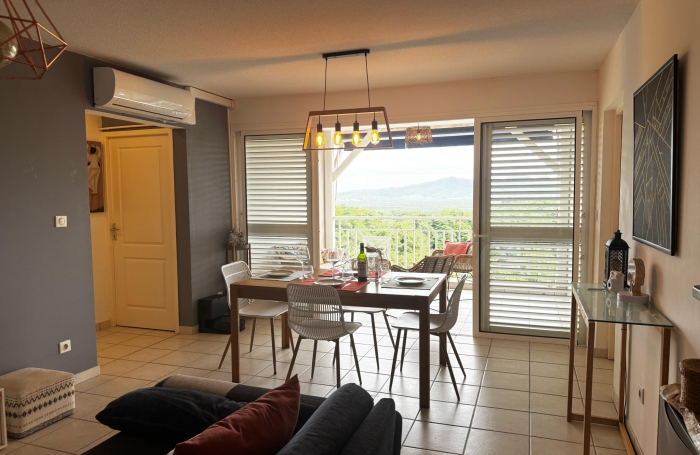 Dernier étage : Appt T4 vue mer et campagne