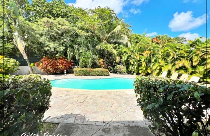 Vente Maison 231m&sup2; 7 pièces Sainte Anne