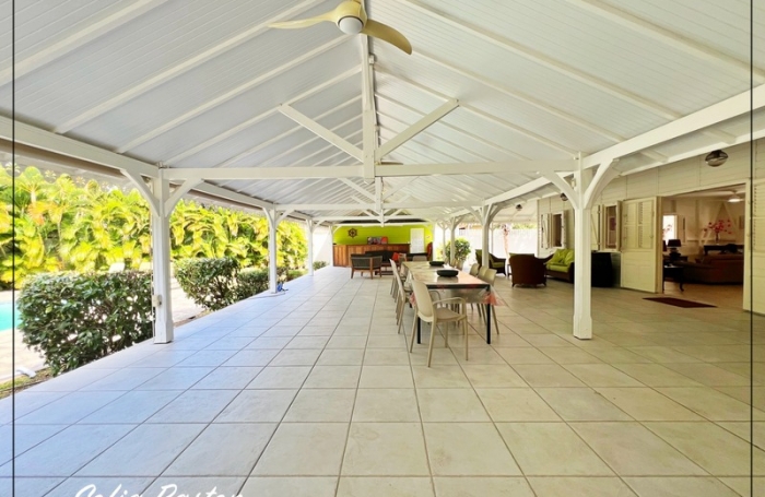 Vente Maison 231m&sup2; 7 pièces Sainte Anne