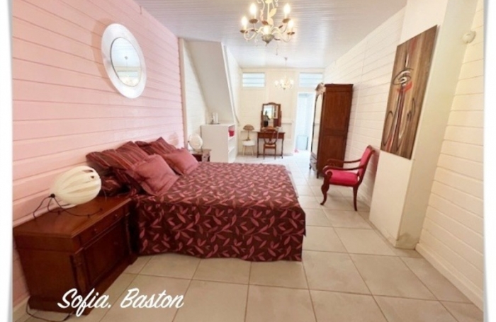 Vente Maison 231m&sup2; 7 pièces Sainte Anne