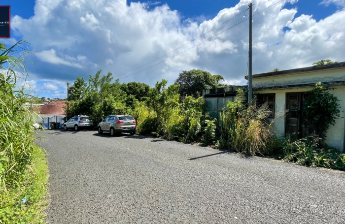 Terrain de 1 194 m2 en vente &agrave; Trinit&eacute;