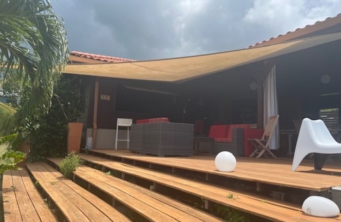 Vente Maison 150m&sup2; 4 pi&#232;ces Case-Pilote