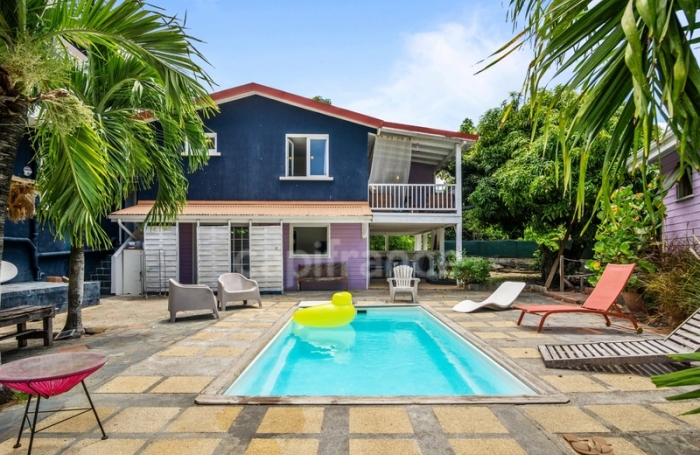 Vente Appartement 95m&sup2; 4 pi&#232;ces Case-Pilote