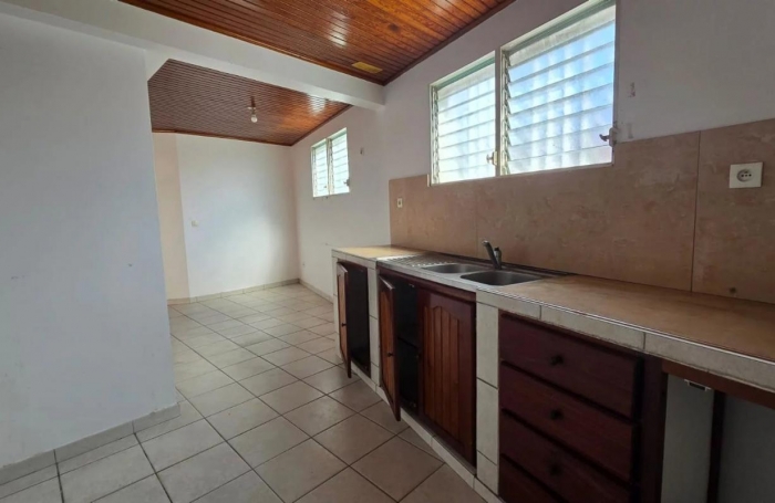 Location Local commercial 3 pièces Ducos