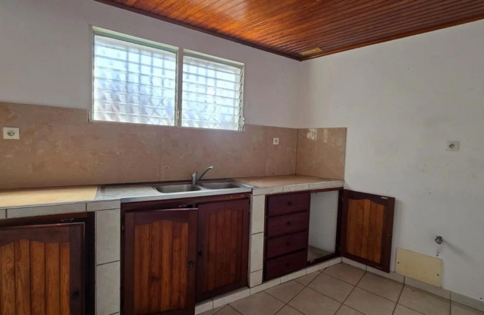 Location Local commercial 3 pièces Ducos