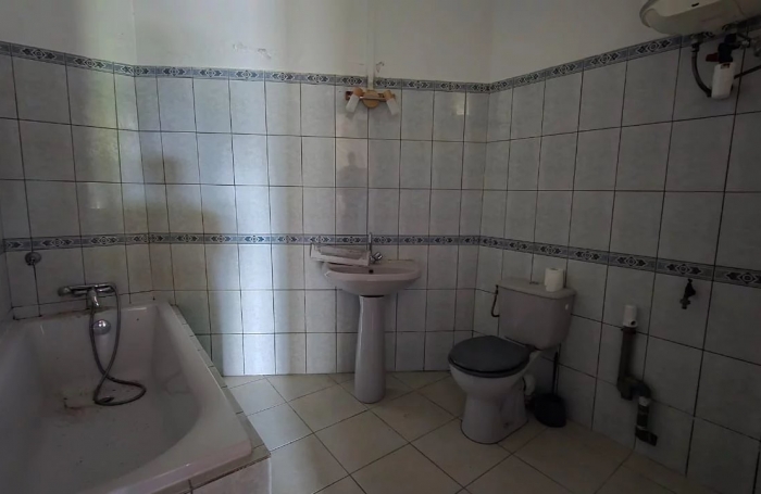 Location Local commercial 3 pièces Ducos