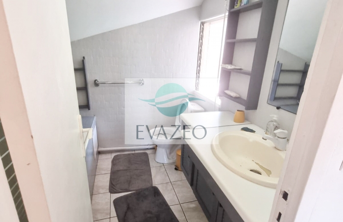 Villa 92m2 - 4 chambres -Piscine - LE DIAMANT