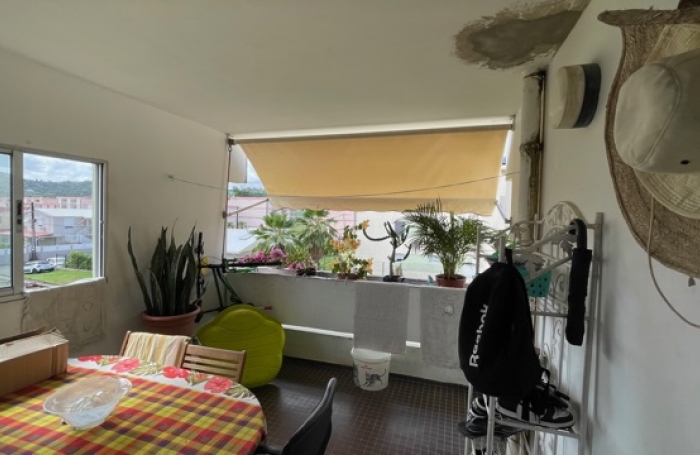 APPARTEMENT T4 AVEC UN LOCATAIRE EN PLACE  AU ROBERT