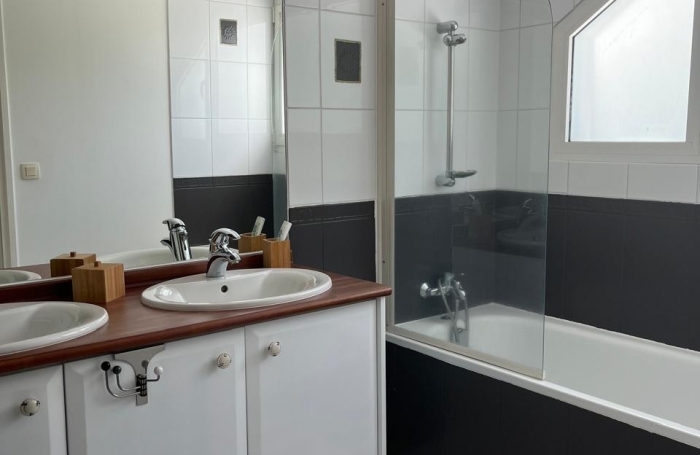 Vente Appartement 88.52m&sup2; 4 pi&#232;ces Fort de france