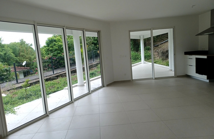 Location Appartement 67.63m² 3 pièces Les Trois Ilets