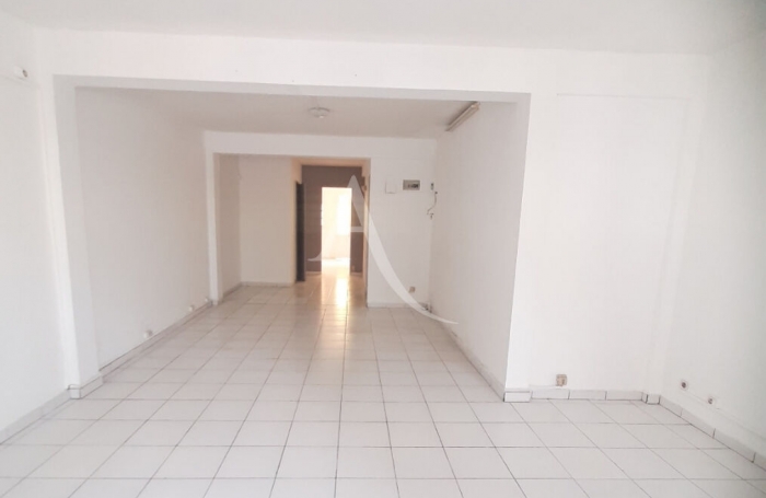 Location Divers 58m² 2 pièces Fort de france