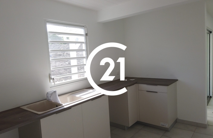 Location Appartement 99.09m&sup2; 4 pièces Le Diamant