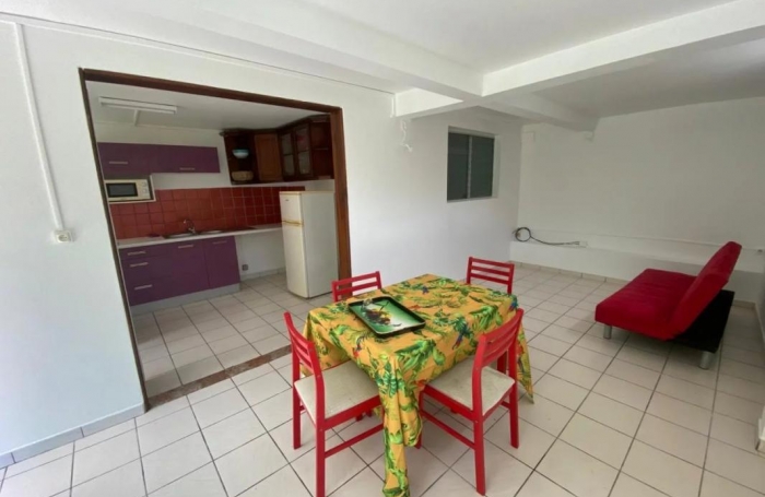 Location Appartement 50m&sup2; 2 pièces Fort de france
