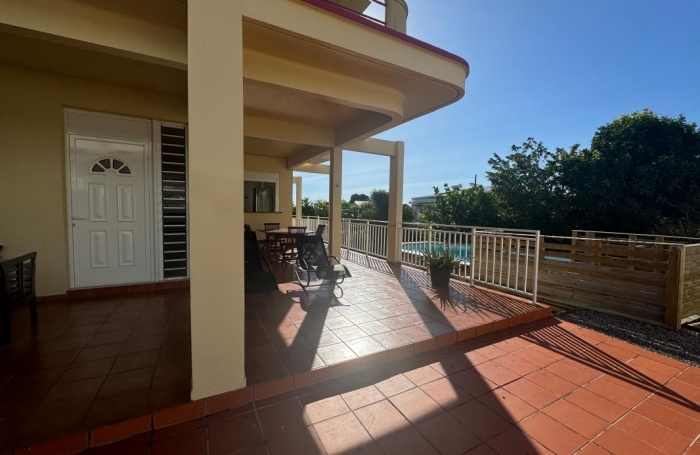 Location Maison 190m&sup2; 5 pièces Fort de france