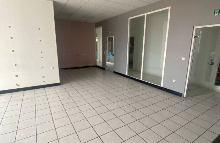 Location Local commercial 88m&sup2; Le Lamentin