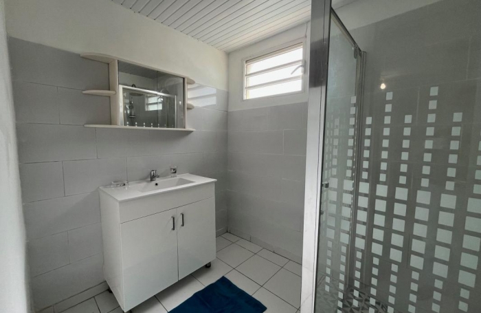 Location Appartement 44m&sup2; 2 pièces Fort de france