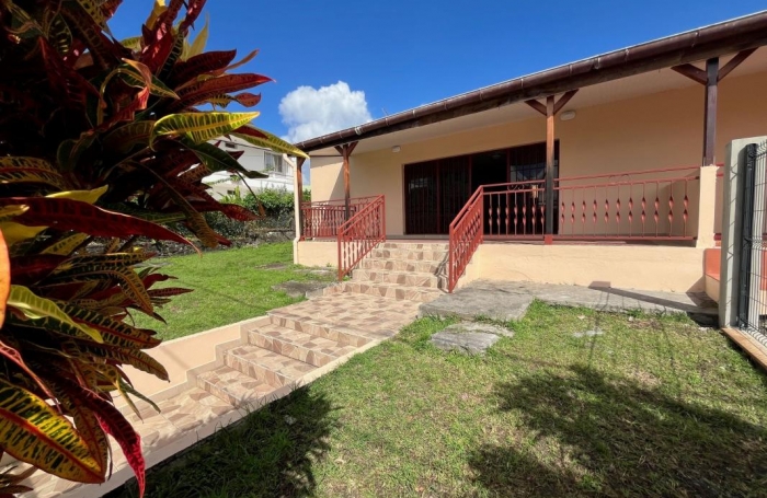 Location Maison 98.31m&sup2; 4 pièces Fort de france