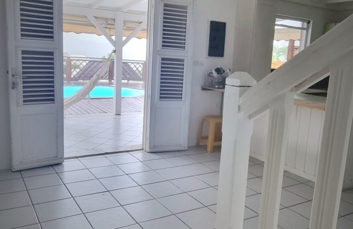 Vente Maison 94m&sup2; 5 pièces Rivi&egrave;re Sal&eacute;e