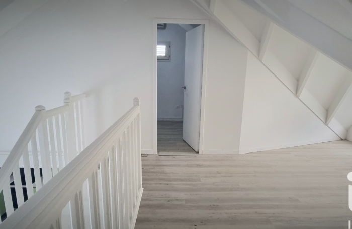 Vente Maison 94m&sup2; 5 pièces Rivi&egrave;re Sal&eacute;e