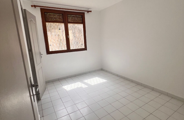 Vente Appartement 36m&sup2; 2 pi&egrave;ces Fort de france