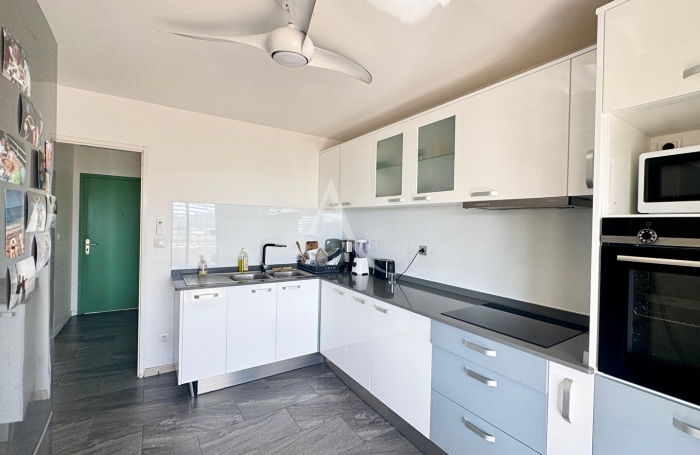 Vente Appartement 87.74m&sup2; 4 pi&egrave;ces La Trinit&eacute;