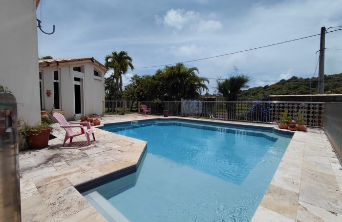 Villa d'architecte atypique, id&eacute;ale pour une grande famille - LE MARIN