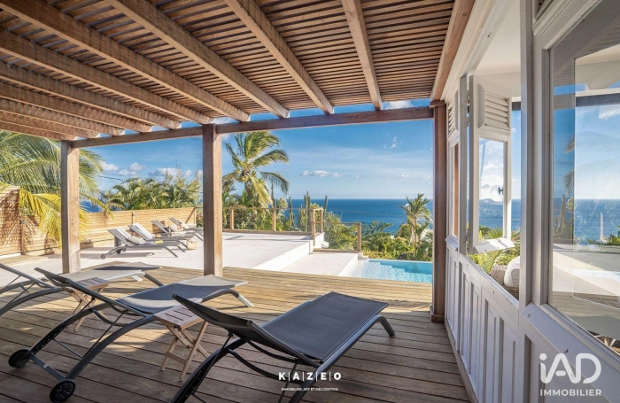 Vente Maison 200m&sup2; 7 pièces Case-Pilote