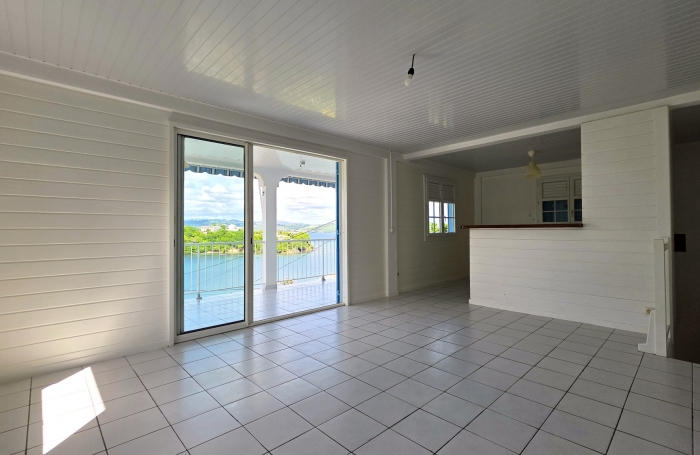 &Agrave; vendre : Maison T4 avec vue mer exceptionnelle au ROBERT