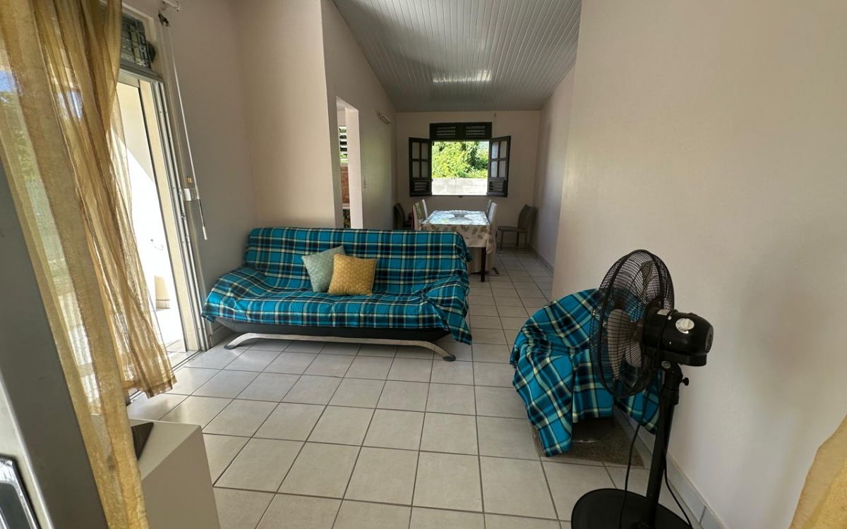 A VENDRE VILLA T4 BOURG DU MARIN