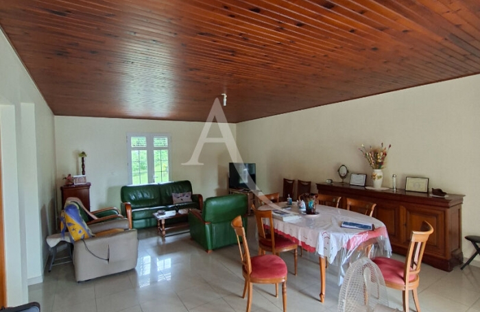 Vente Maison 105.59m&sup2; 4 pi&egrave;ces Schoelcher