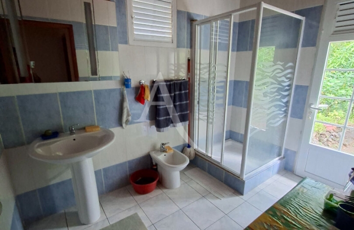 Vente Maison 105.59m&sup2; 4 pi&egrave;ces Schoelcher